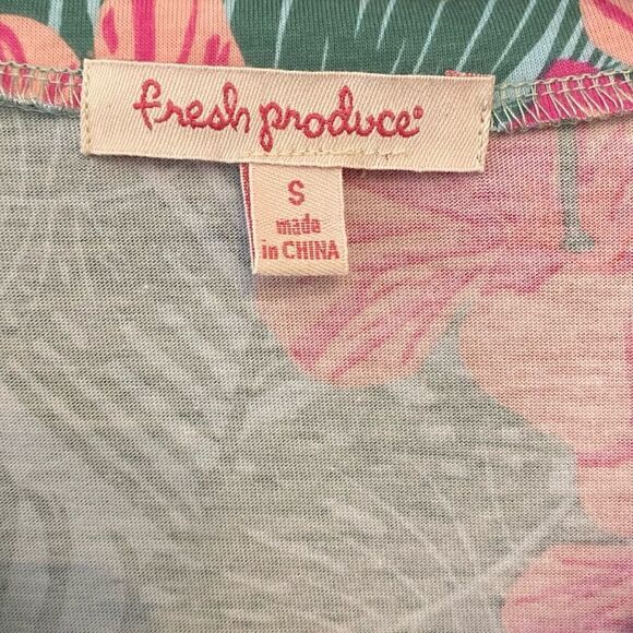 FRESH PRODUCE S Green Pink Seaglass Floral Hibiscus Casual Cotton T-Shirt - Picture 3 of 4